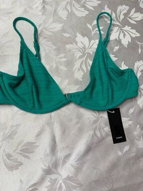Tilly's Teal Ribbed Underwire Bikini Top